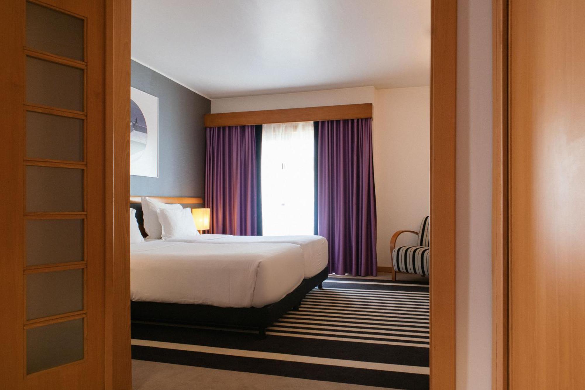 SANA Sesimbra Hotel Ruang foto